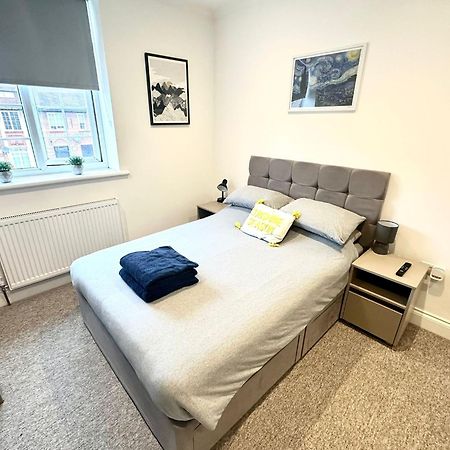 Bright Modern, Private Apartment,15 Mins To Central London Hendon Exteriör bild